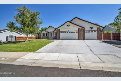 1284 Topaz Lane, Gardnerville, NV 89460 - Photo 2