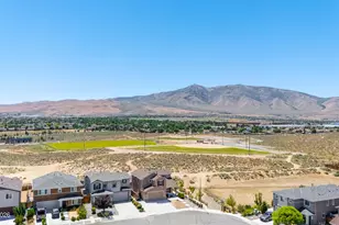 10998 Bloomsburg Dr, Reno, NV 89506 - Photo 6