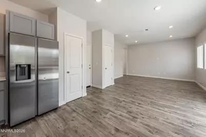 8864 Trifid Street, Reno, NV 89506 - Photo 4