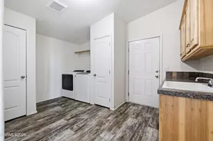1260 Goldstone Rd, Reno, NV 89508 - Photo 44