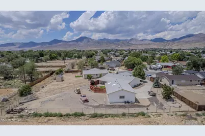 810 Brandy Court, Dayton, NV 89403 - Photo 8