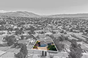 1347 Whooping Crane Dr, Sparks, NV 89441 - Photo 8