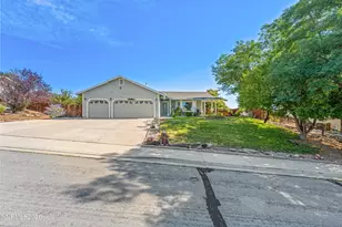 1347 Whooping Crane Dr, Sparks, NV 89441 - Photo 2
