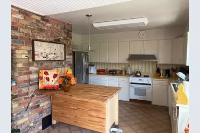 605 Ivy Street, Carson City, NV 89703 - Photo 6