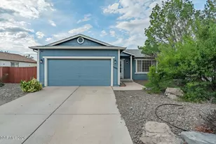 5881 Foggy Ct, Sun Valley, NV 89433 - Photo 4