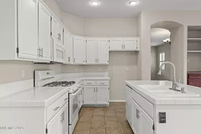 1611 Brentworth Way, Reno, NV 89521 - Photo 10
