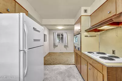 221 S Iris Street, Carson City, NV 89703 - Photo 14