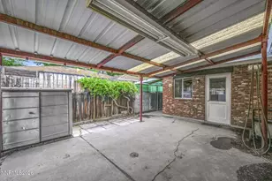 221 S Iris St, Carson City, NV 89703 - Photo 32