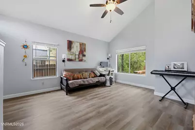5840 Starcrest Avenue, Reno, NV 89523 - Photo 2