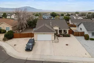 1738 Art Ct, Fernley, NV 89408 - Photo 36