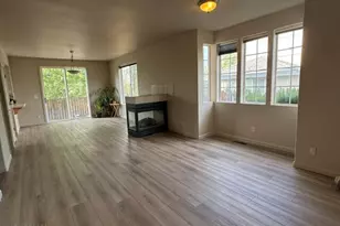 535 Warren Ct, Reno, NV 89509 - Photo 2