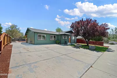 415 Keystone Drive, Dayton, NV 89403 - Photo 4