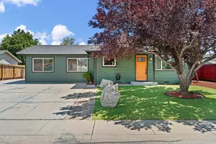 415 Keystone Dr, Dayton, NV 89403 - Photo 2