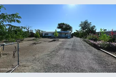 3614 Cherry Street, Silver Springs, NV 89429 - Photo 2