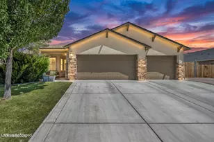 746 Mallard Crest Dr, Spanish Springs, NV 89441 - Photo 1
