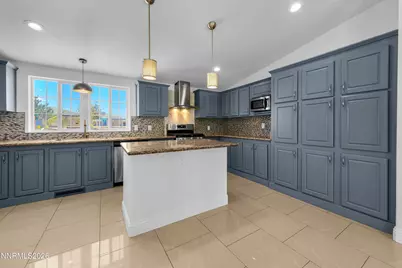 592 Morgan Circle, Sun Valley, NV 89433 - Photo 2