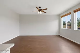 905 Estuary Cir, Reno, NV 89506 - Photo 6