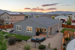 7703 Tarkio Dr, Sparks, NV 89436 - Photo 4