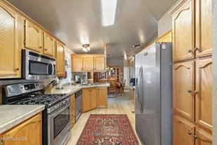 4790 Skyline Dr, Silver Springs, NV 89429 - Photo 10