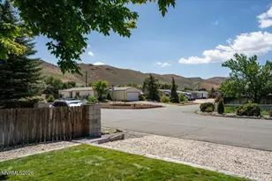 17235 Waxwing St, Reno, NV 89508 - Photo 6