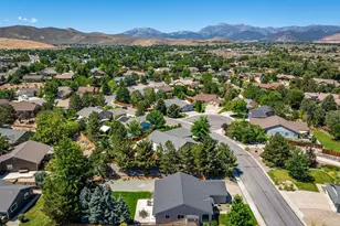 16019 Green Springs Dr, Reno, NV 89511 - Photo 32