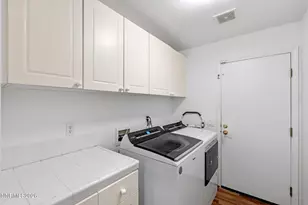 5355 Mesa Verde Dr, Sparks, NV 89436 - Photo 12