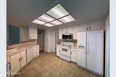 2635 Alpine Creek Road, Reno, NV 89519 - Photo 10