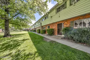 446 Smithridge Dr, Reno, NV 89502 - Photo 4