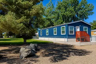 1322 Kingslane Ct, Gardnerville, NV 89410 - Photo 1