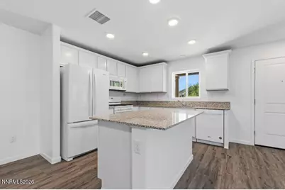 304 Limber Pine Drive, Reno, NV 89506 - Photo 10
