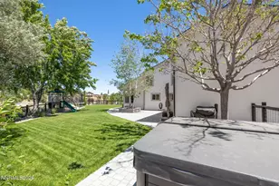 2880 Sagittarius Dr, Reno, NV 89509 - Photo 46