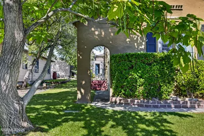 1207 Lander Street, Reno, NV 89509 - Photo 4