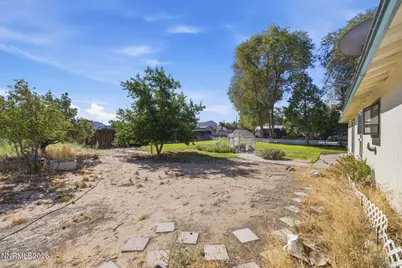 2637 Kayne Avenue, Minden, NV 89423 - Photo 32