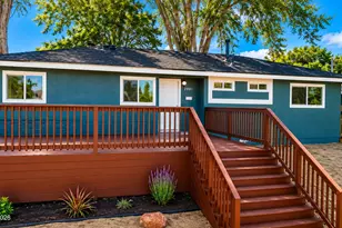 2001 Coleman Dr, Reno, NV 89503 - Photo 8