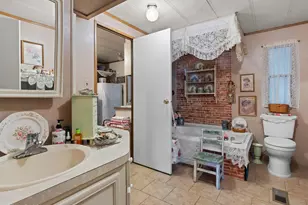 4692 W Leonesio Dr, Sun Valley, NV 89433 - Photo 32