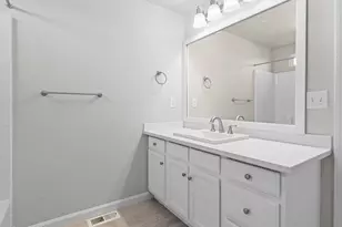 1643 Meadows Ave, Fernley, NV 89408 - Photo 32