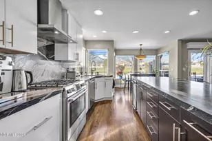 2296 Oak Ridge Dr, Carson City, NV 89703 - Photo 8