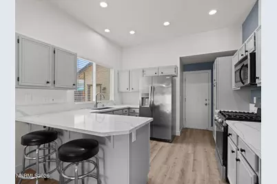8620 Silver Shores Drive, Reno, NV 89506 - Photo 4