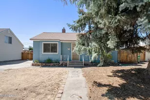 307 G St, Sparks, NV 89431 - Photo 2