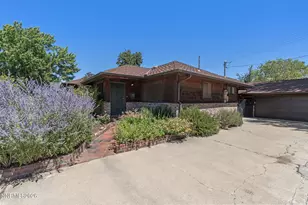 2160 Riviera St, Reno, NV 89509 - Photo 2