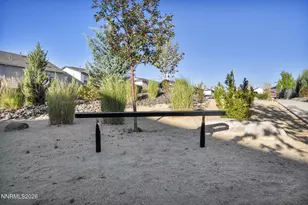 8863 Wolf Moon Dr, Reno, NV 89506 - Photo 16