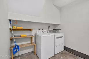 2564 Garfield Dr, Sparks, NV 89431 - Photo 20