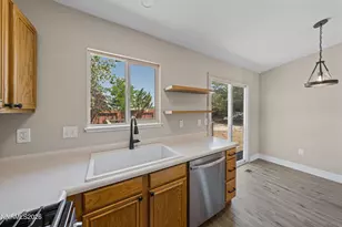 5743 Cinnamon Ct, Sun Valley, NV 89433 - Photo 10