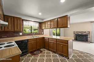 3354 Clan Alpine Dr, Sparks, NV 89434 - Photo 6