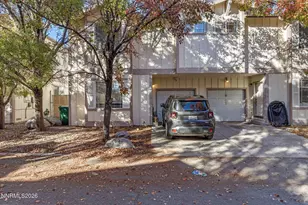 1313 Powell Ln, Reno, NV 89502 - Photo 4