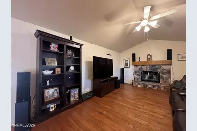 1055 Shadow Lane, Fernley, NV 89408 - Photo 4