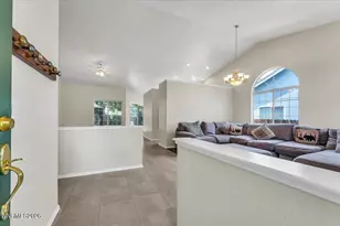 966 Bernice Ct, Sparks, NV 89436 - Photo 4