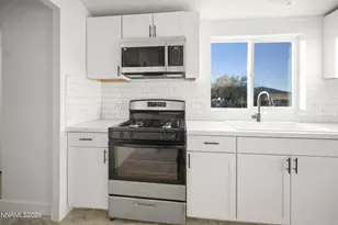 1790 Tuscarora St, Silver Springs, NV 89429 - Photo 12