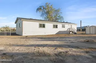 1790 Tuscarora St, Silver Springs, NV 89429 - Photo 32