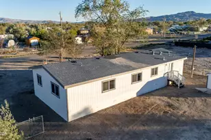 1790 Tuscarora St, Silver Springs, NV 89429 - Photo 38